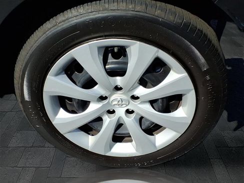 Used 2024 Toyota Corolla LE FWD image 11