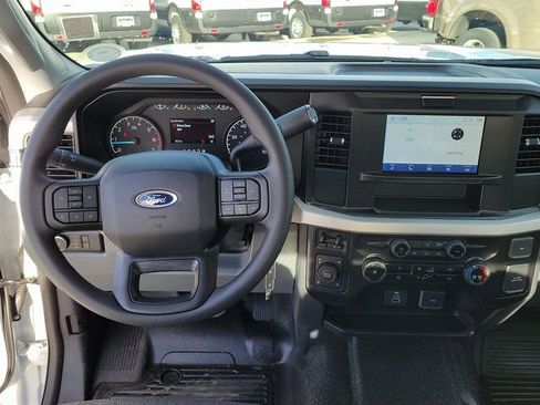 New 2026 Ford F250 XL w/ XL Chrome Package image 9