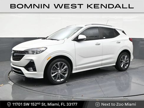 Used 2022 Buick Encore GX Select w/ Sport Touring Package FWD image 1