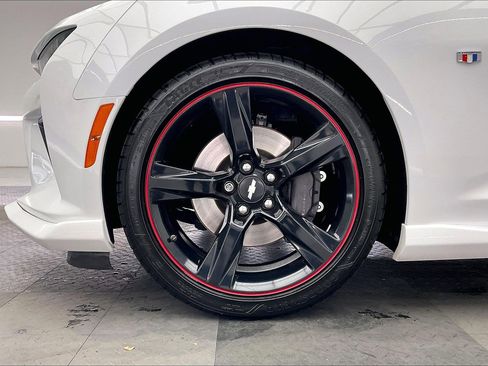 Used 2017 Chevrolet Camaro SS w/ LPO, Ground Effects Package image 8