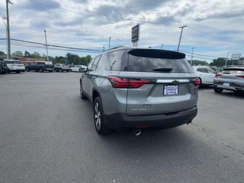 Certified 2023 Chevrolet Traverse LT w/ LT Premium Package AWD/4WD image 6