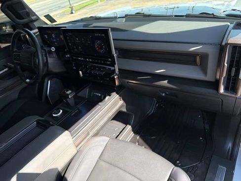 Used 2024 GMC Hummer EV 2X AWD/4WD image 16