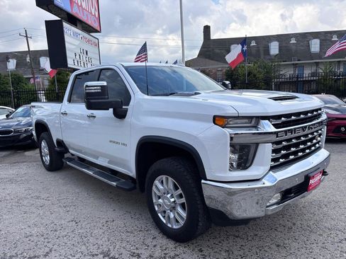 Used 2020 Chevrolet Silverado 2500 LTZ w/ LTZ Plus Package AWD/4WD image 4