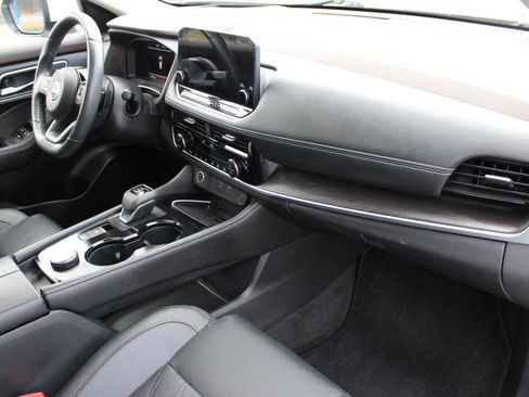 Used 2022 Nissan Rogue Platinum w/ Head-Up Display Package image 47