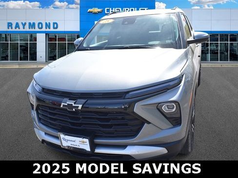 New 2025 Chevrolet TrailBlazer LT w/ Convenience Package image 7