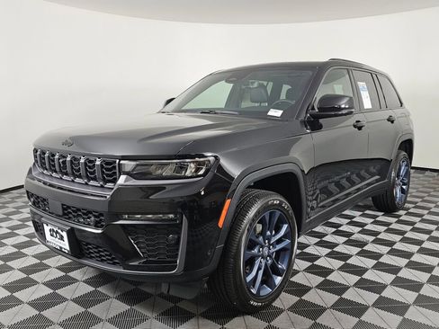 New 2026 Jeep Grand Cherokee Limited AWD/4WD image 8