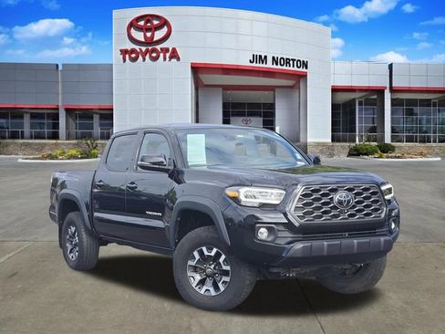 Used 2021 Toyota Tacoma TRD Off-Road w/ TRD Premium Off Road Package AWD/4WD image 1