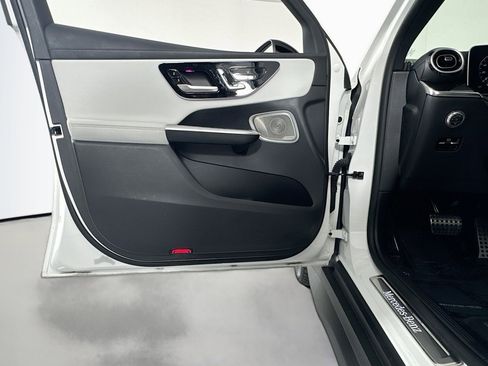 Certified 2023 Mercedes-Benz GLC 300 4MATIC image 21