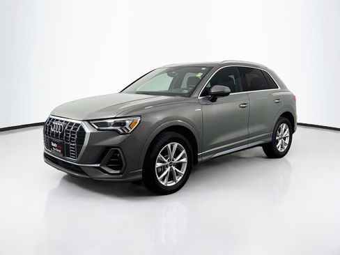 Used 2022 Audi Q3 2.0T Premium Plus AWD/4WD image 3