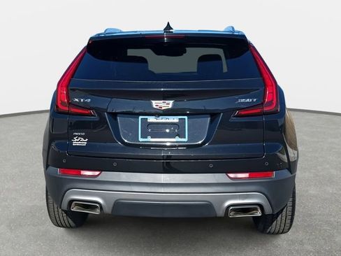 Used 2022 Cadillac XT4 Premium Luxury w/ Safety Alert Package image 6