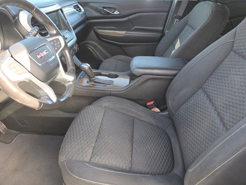 Used 2019 GMC Acadia SLE image 30