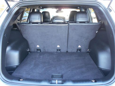 Certified 2024 Jeep Compass Latitude image 24