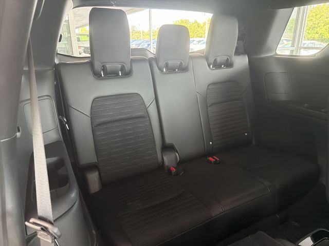 Used 2023 Nissan Pathfinder Rock Creek AWD/4WD image 16
