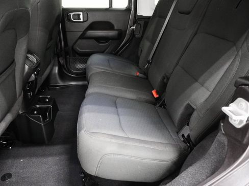 Certified 2021 Jeep Wrangler Unlimited Sahara image 16