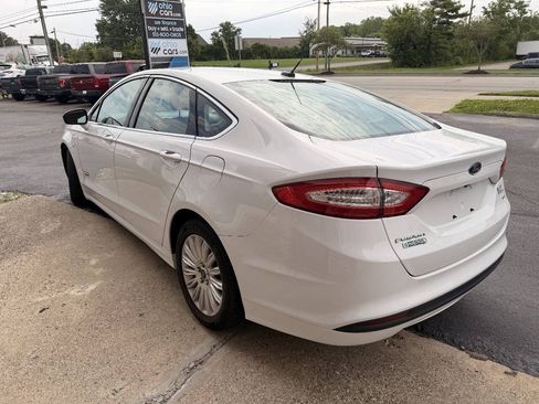 Used 2014 Ford Fusion Energi SE w/ Driver Assist Package FWD image 5