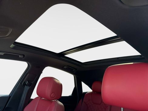 Used 2024 Audi SQ5 Premium Plus w/ S Sport Package image 25