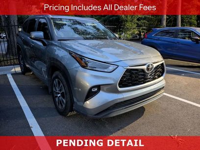 Used 2024 Toyota Highlander XLE