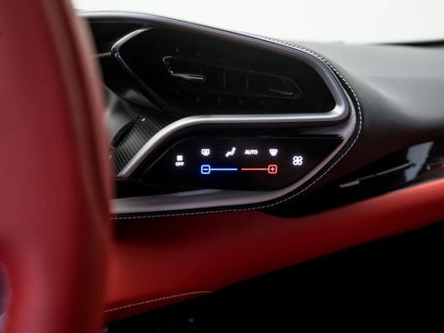 Certified 2025 Ferrari 296 GTS image 21