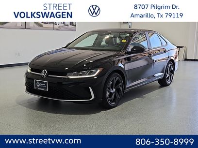 Used 2025 Volkswagen Jetta SE w/ Sunroof Package