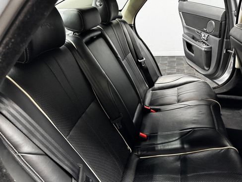 Used 2016 Jaguar XJ R-Sport image 49