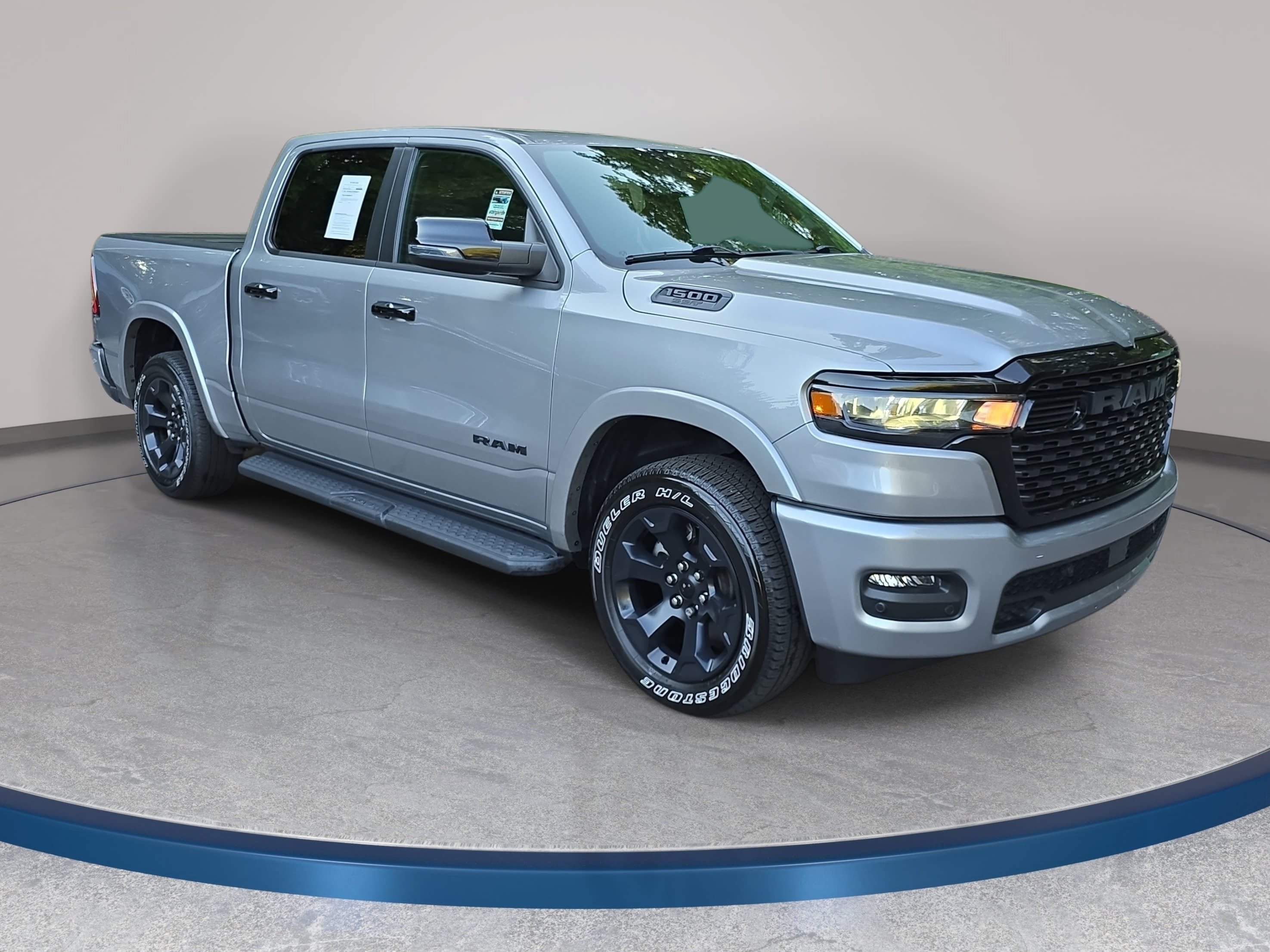 Used 2025 RAM 1500 Big Horn AWD/4WD image 3