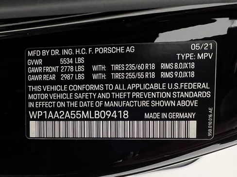 Used 2021 Porsche Macan image 23