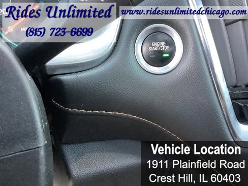 Used 2018 Chevrolet Traverse LT AWD/4WD image 12