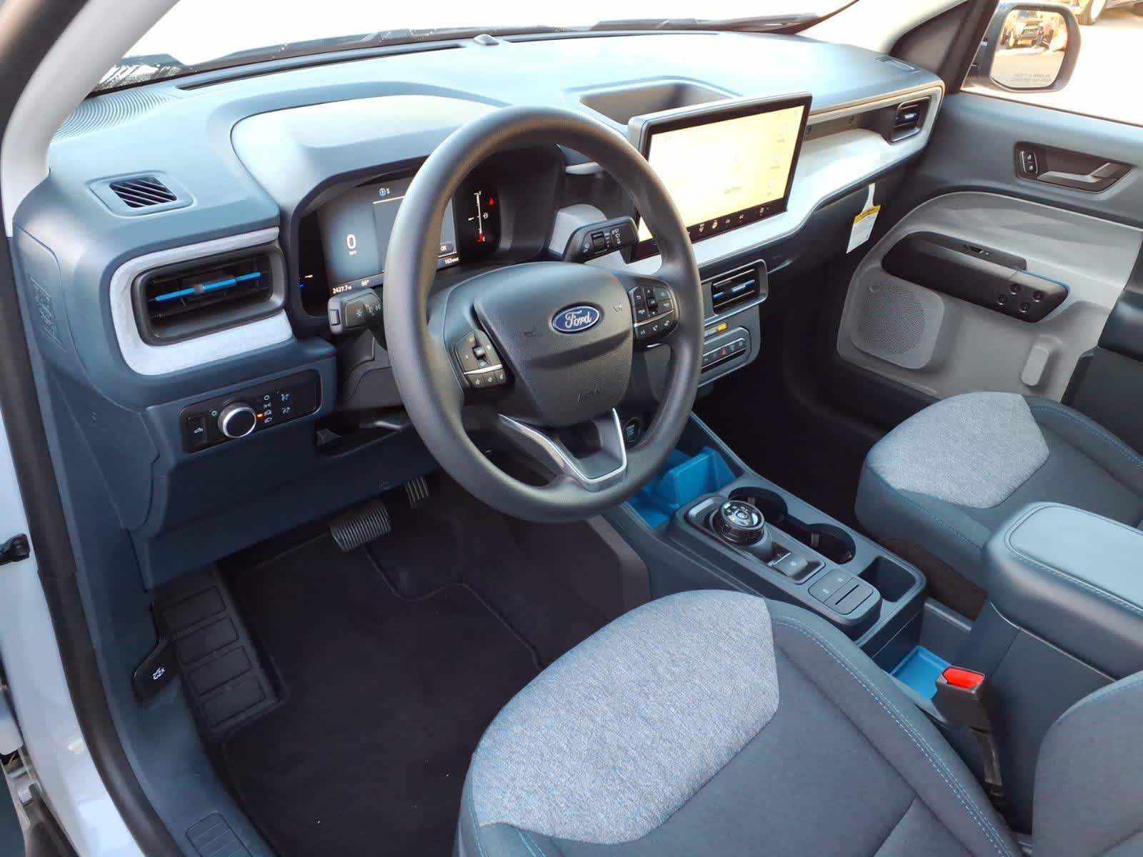Used 2025 Ford Maverick XLT w/ Equipment Group 302A AWD/4WD image 14