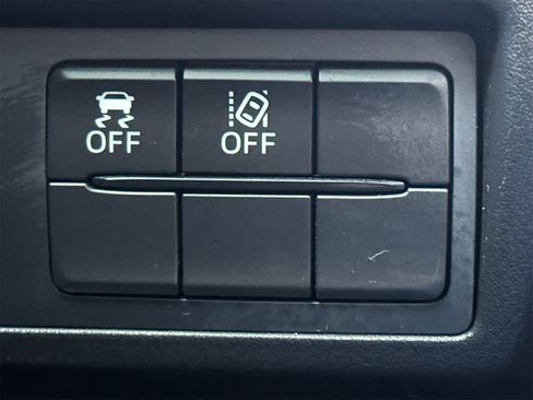 Used 2022 MAZDA MX-5 Miata Club w/ Interior Package image 21