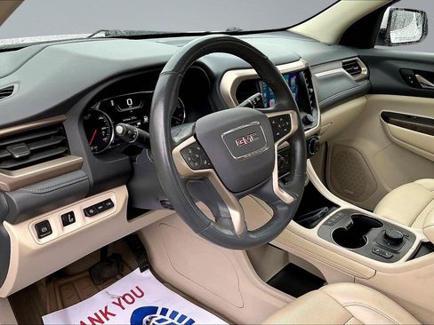 Used 2023 GMC Acadia Denali w/ Denali Technology Package AWD/4WD image 14
