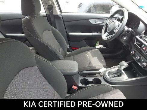 Certified 2024 Kia Forte LXS FWD image 6