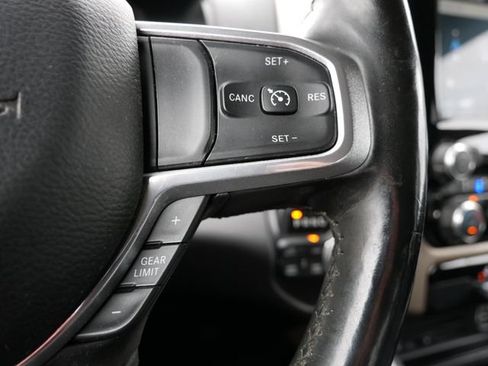 Used 2019 RAM 1500 Laramie AWD/4WD image 28