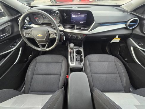 Used 2024 Chevrolet Trax LS w/ Driver Confidence Package FWD image 30