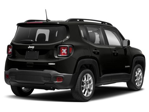 Used 2020 Jeep Renegade Latitude FWD image 2