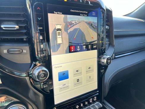 Used 2022 RAM 1500 Limited image 15