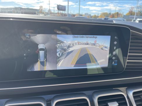 Certified 2022 Mercedes-Benz GLS 450 4MATIC image 25