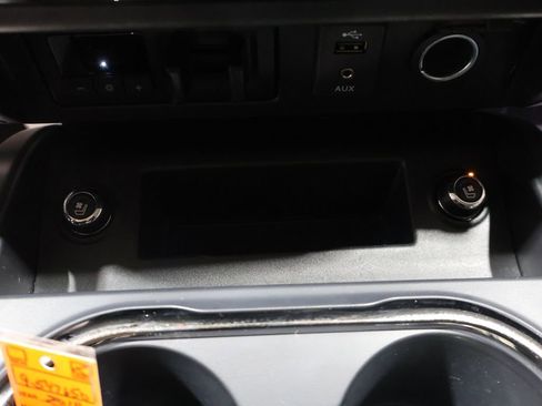 Used 2018 Nissan Titan Platinum Reserve w/ Platinum Utility Package image 35