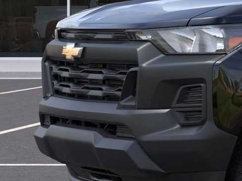 New 2025 Chevrolet Colorado W/T image 13