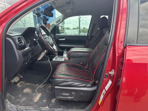 Used 2021 Toyota Tundra SR5 w/ SR5 Leather Package image 13