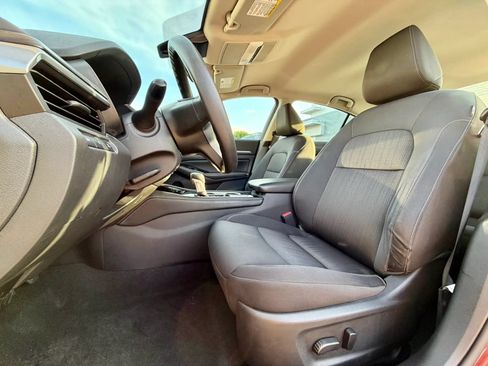 Used 2023 Nissan Altima 2.5 SV AWD/4WD image 22