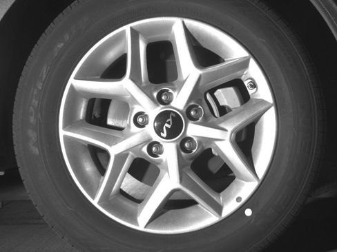 Used 2025 Kia Soul LX w/ LX Technology Package FWD image 13