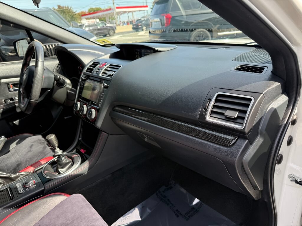 Used 2017 Subaru WRX STI AWD/4WD image 31