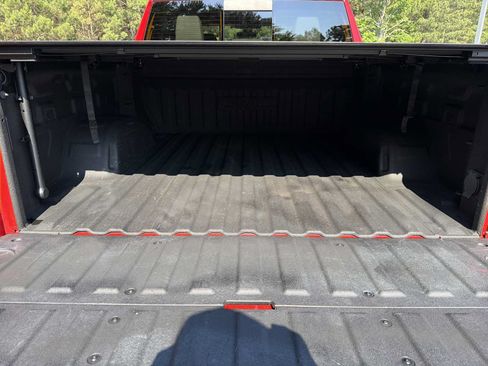 Used 2019 GMC Sierra 1500 SLT w/ SLT Premium Plus Package AWD/4WD image 33
