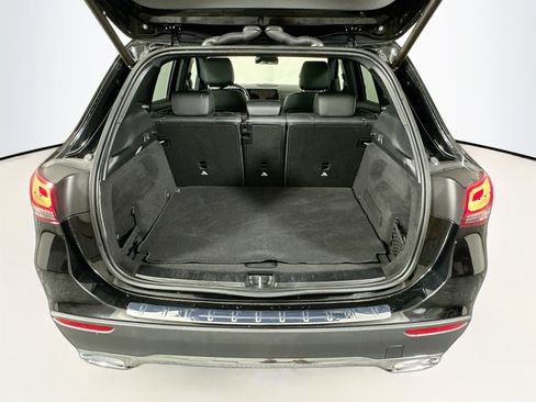 Used 2023 Mercedes-Benz GLA 250 4MATIC image 31