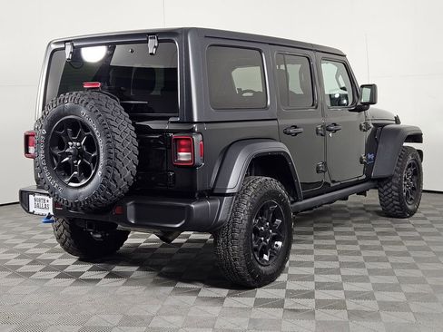 Used 2023 Jeep Wrangler Unlimited AWD/4WD image 4