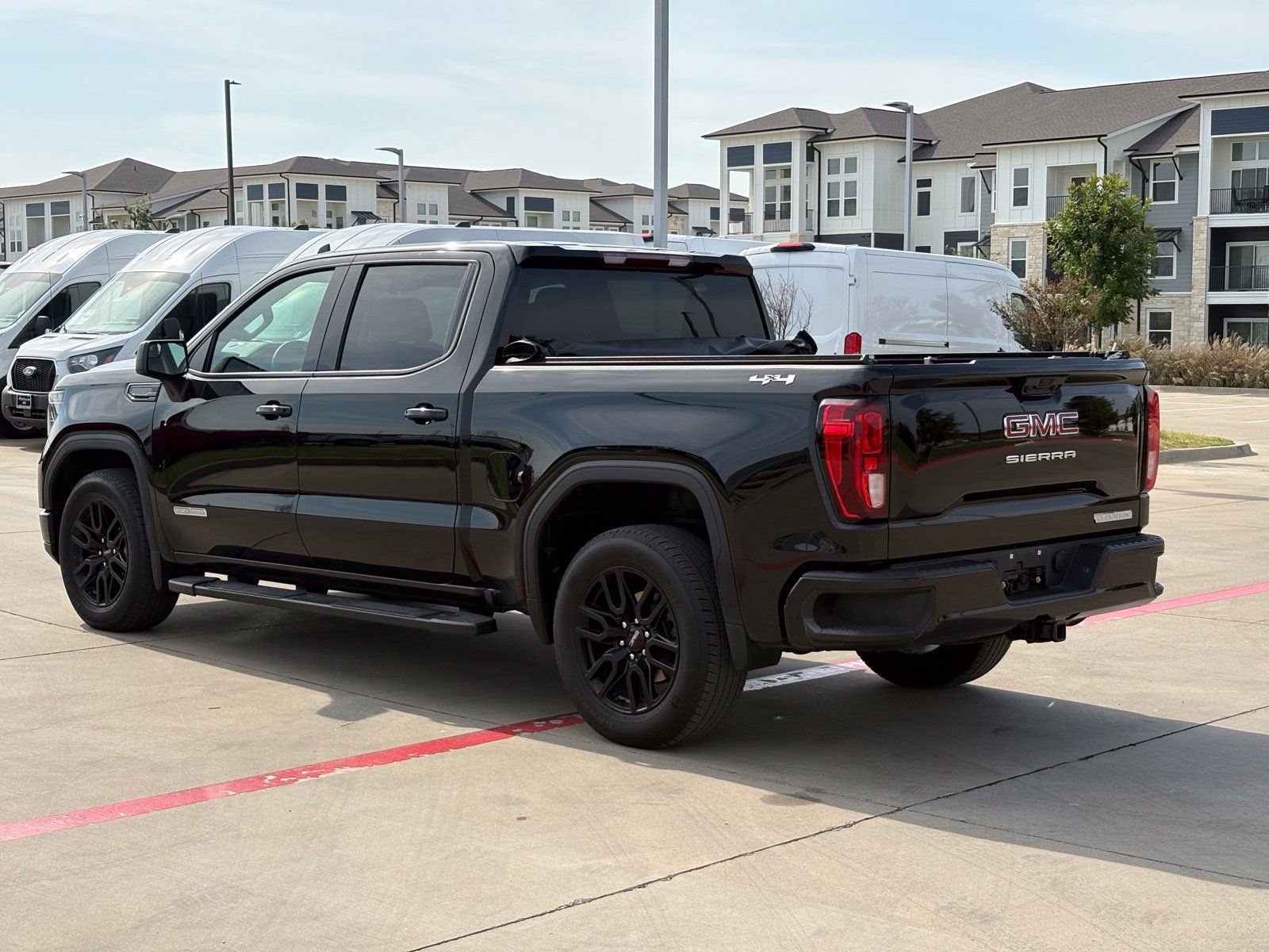 Used 2024 GMC Sierra 1500 Elevation AWD/4WD image 5