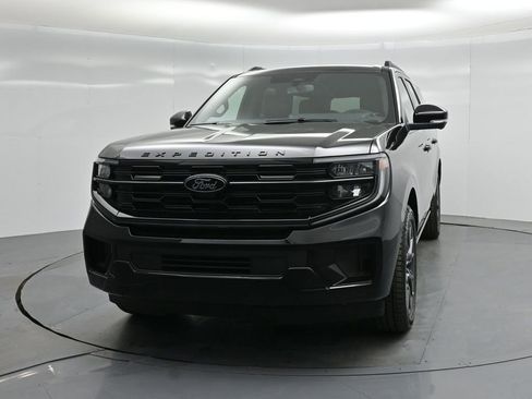 New 2025 Ford Expedition Max Platinum w/ Stealth Performance Package image 73