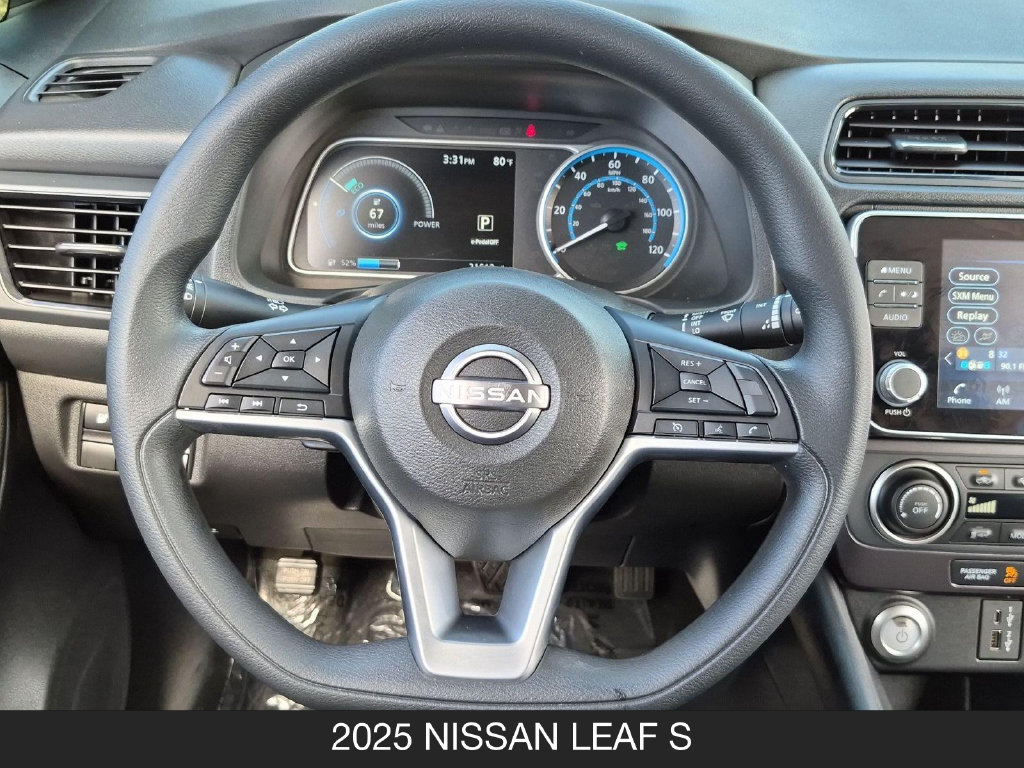 Used 2025 Nissan Leaf S FWD image 12