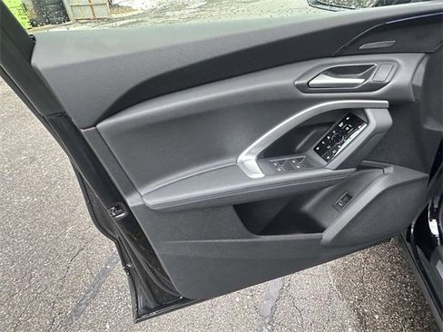 Certified 2025 Audi Q5 Premium Plus w/ Premium Plus image 18