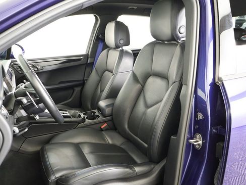 Used 2022 Porsche Macan image 33